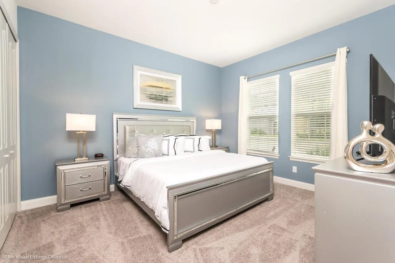 173Cd Magical 4 Bedroom 4 Bathroom Town Home Davenport